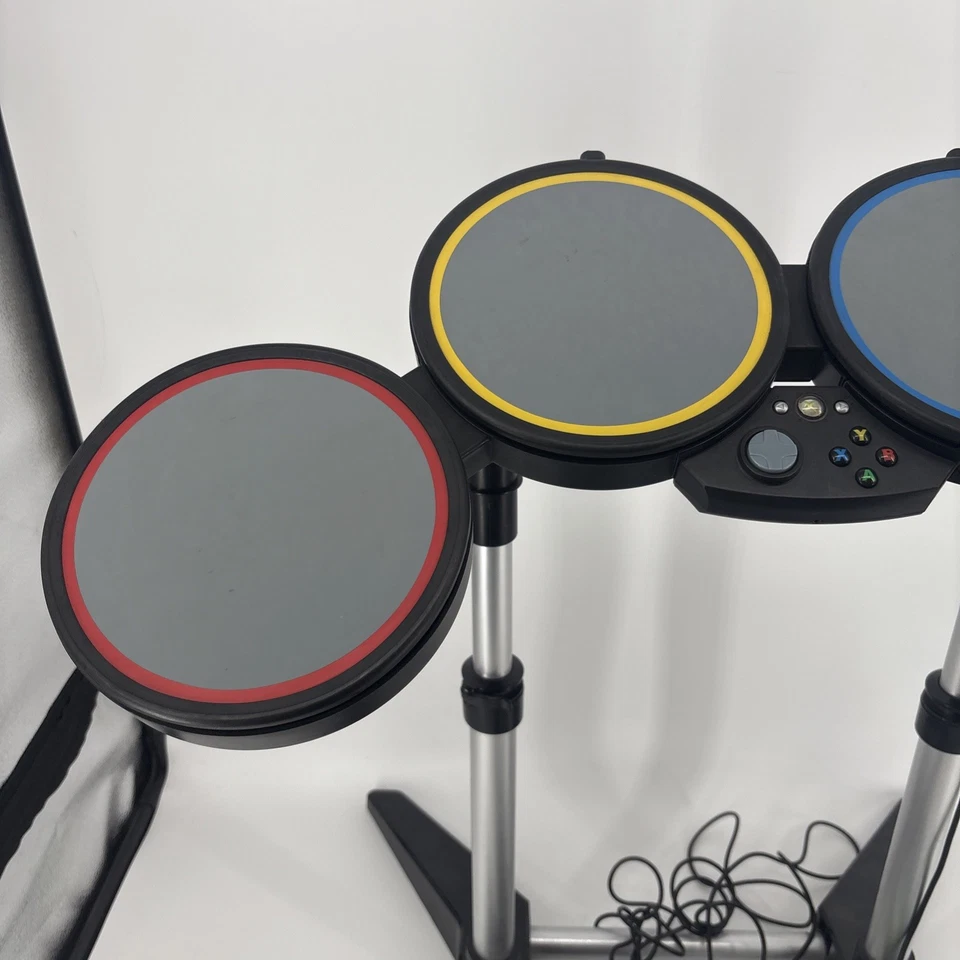 Paquete Xbox 360 Rock Band probado con juego de baquetas y micrófono. ¡Envío rápido! Foto 3 de 4