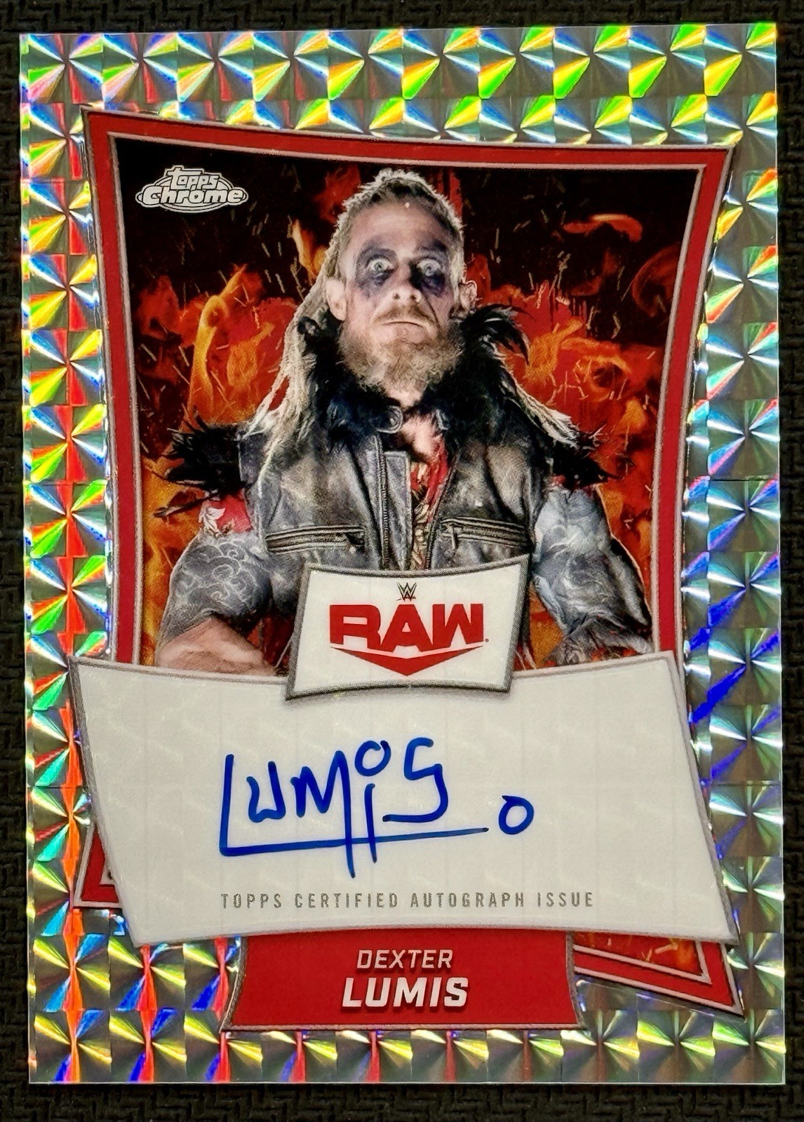 2025 Topps Chrome WWE Dexter Lumis Red Brand Auto Geometric Refractor #RBA-DXT