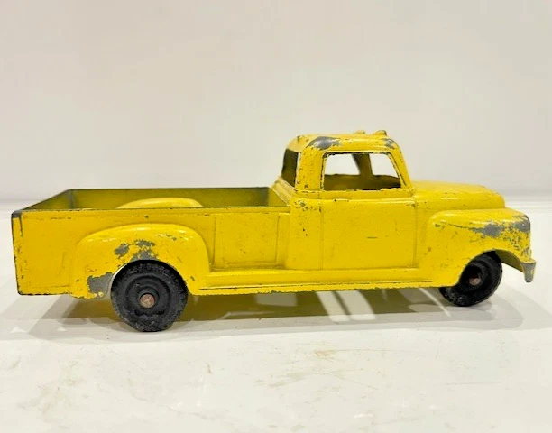 758 ~ Vintage 1950's STRUCTO Yellow Pickup Truck - 6" Pressed Steel ! - Image 2 of 4