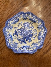 Spode Blue Room Garden Collection Rosa ~9.6" Diameter ~1" Tall