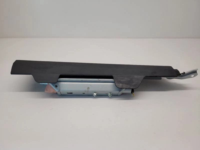 2011-2016 SCION TC Base RH Passenger Knee Air Bag 7399021010B0 Foto 2 de 4