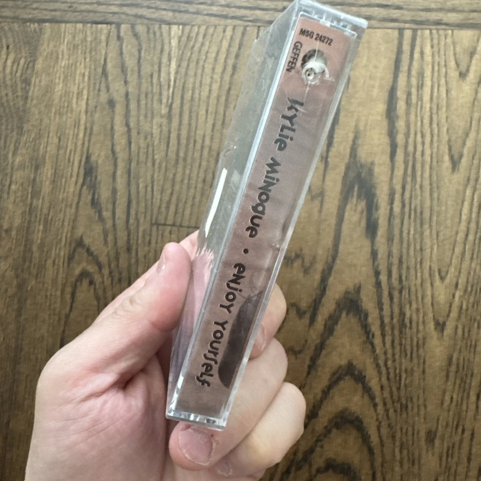 Enjoy Yourself by Kylie Minogue (Cassette, 1989) NEW SEALED Crack In Case - Image 4 of 4