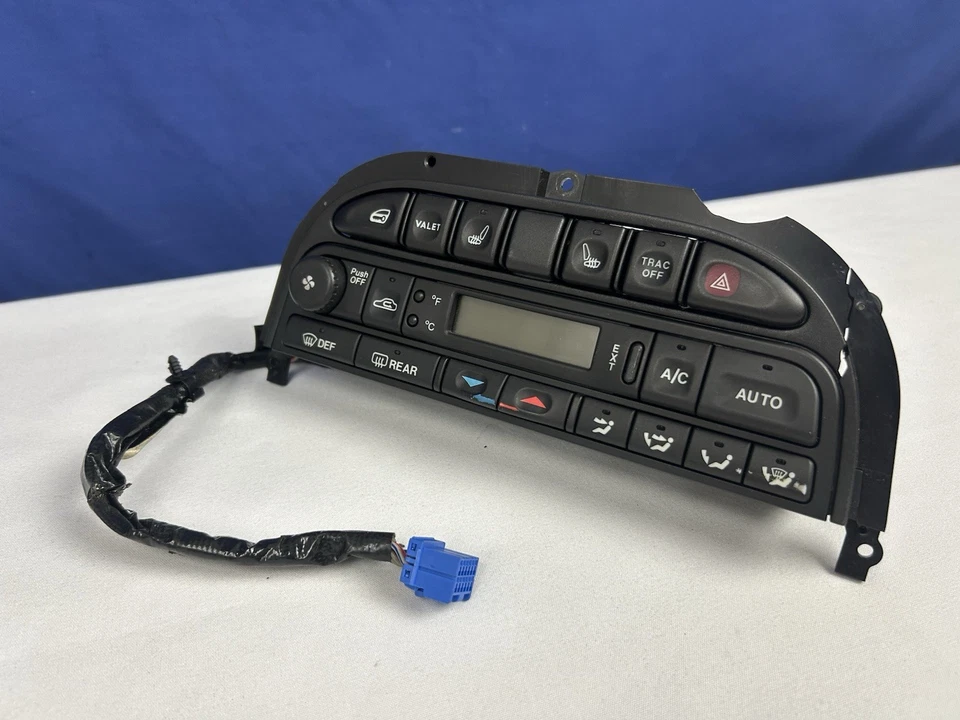 1998 1999 2000 2001 2002 2003 Jaguar XJ8 AC Heat Climate Control Temperature OEM - Image 4 of 4