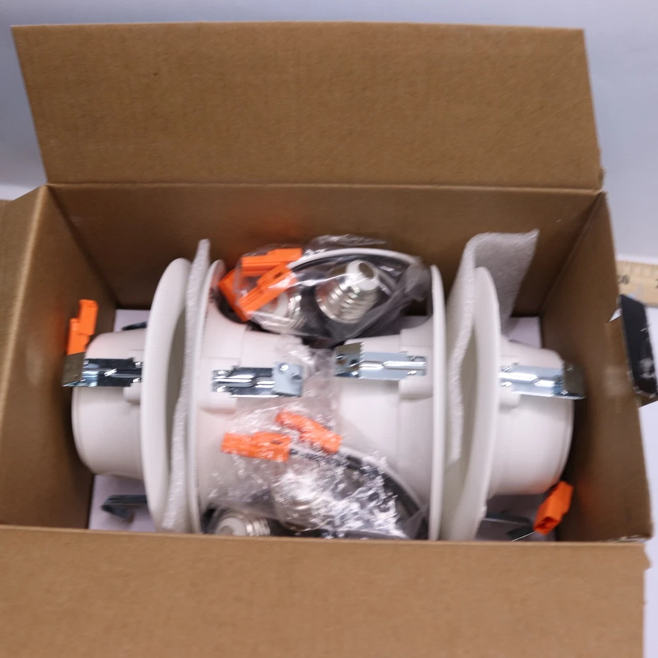 (4-Pk) EcoSmart Integrado LED Regulable Luz Empotrada Borde Blanco Brillante T20 4" Foto 2 de 4