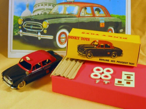 Voitures miniatures Dinky Toys