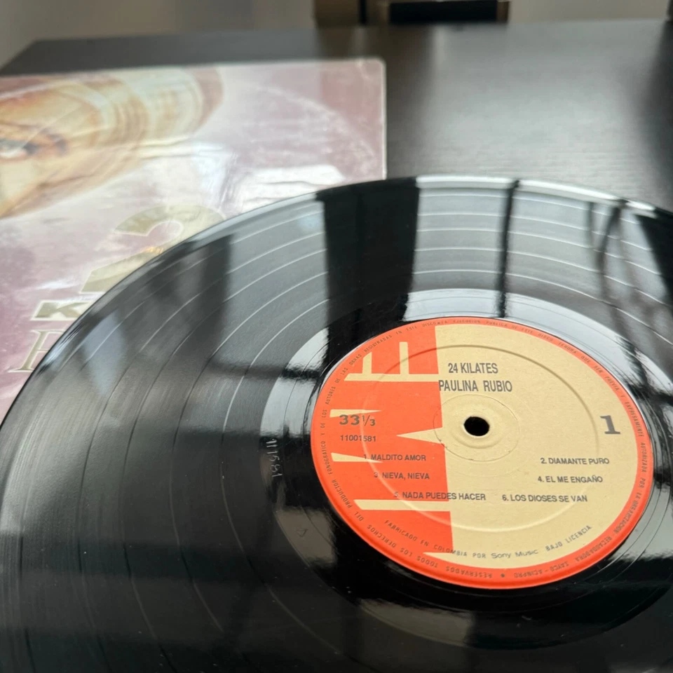 Paulina Rubio – 24 Kilates COLOMBIA 1994 EX NM CONDITION/ PAULINA RUBIO SHAKIRA Foto 2 de 4