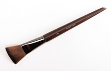 Make Up For Ever Flat Blush Brush 146