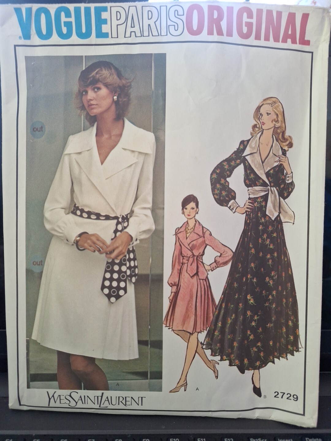 Modello abito originale Vogue Paris Yves Saint Laurent vintage 2729 taglia 12