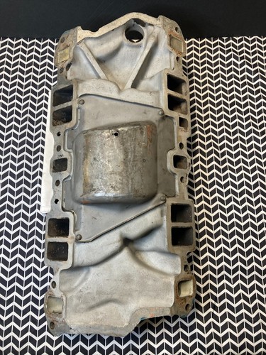 Small Block Chevy Aluminum 2-Barrel Intake Manifold Original GM 14007374 - Picture 13 of 21
