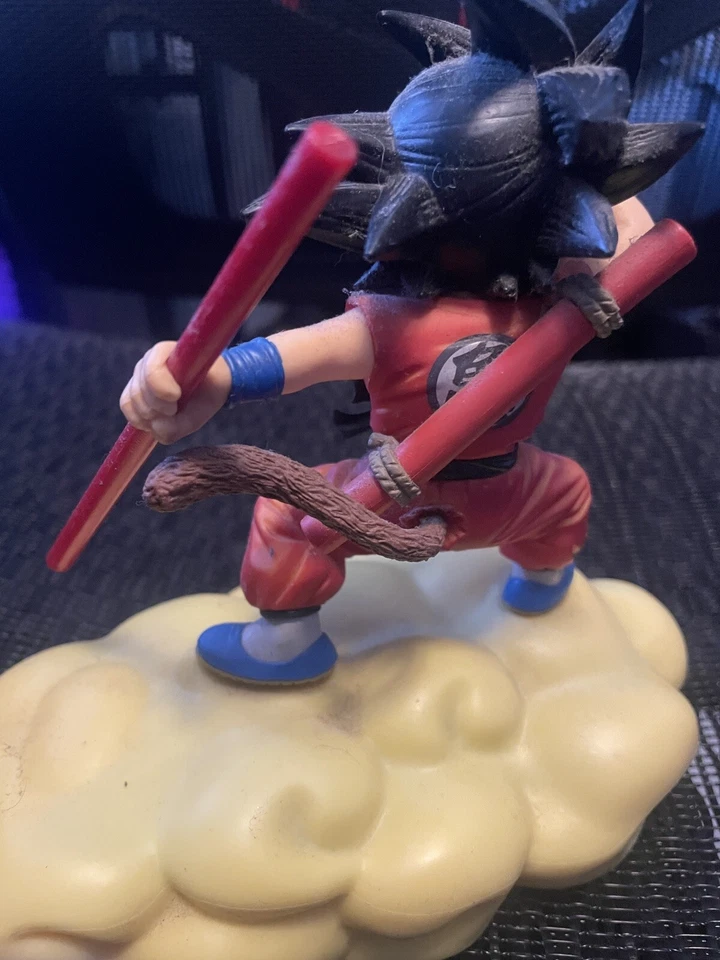 DragonBall Z Son Goku en Volador Nimbo Nube Estatua Craneking Banpresto Foto 2 de 4