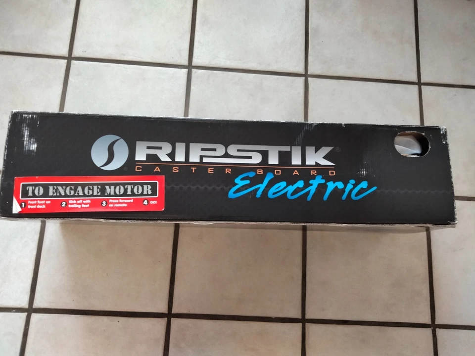 Razor Ripstik Caster Bord In Blue Box local pick up only no shipping - Image 4 of 4