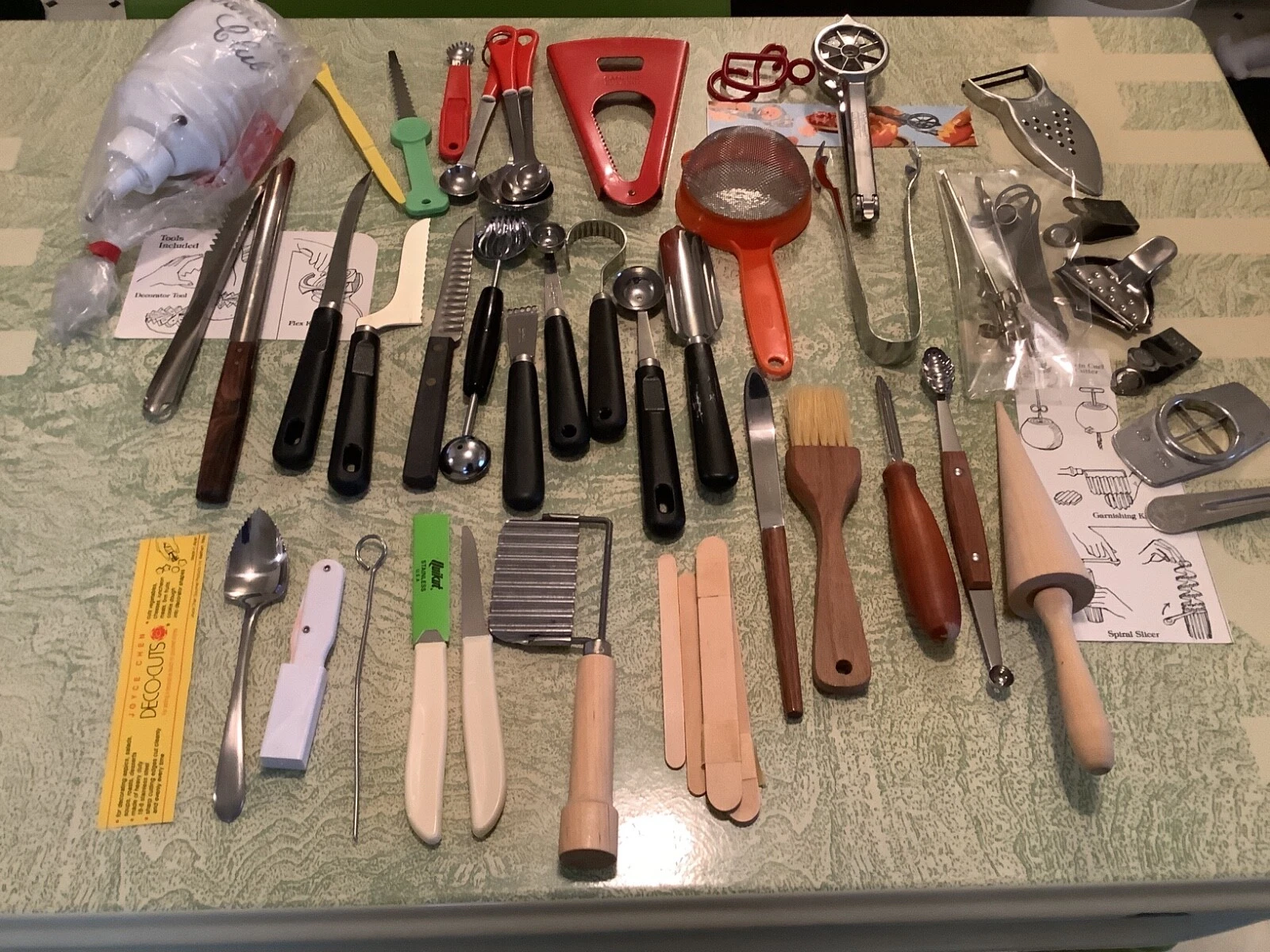 Vintage Lot of Kitchen Utensils 37 Assorted Styles, Materials & Brands
Opens in a new window or tab