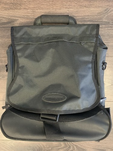 Kensington schwarze Satteltasche Laptoptasche gebrauchter Zustand schneller Versand