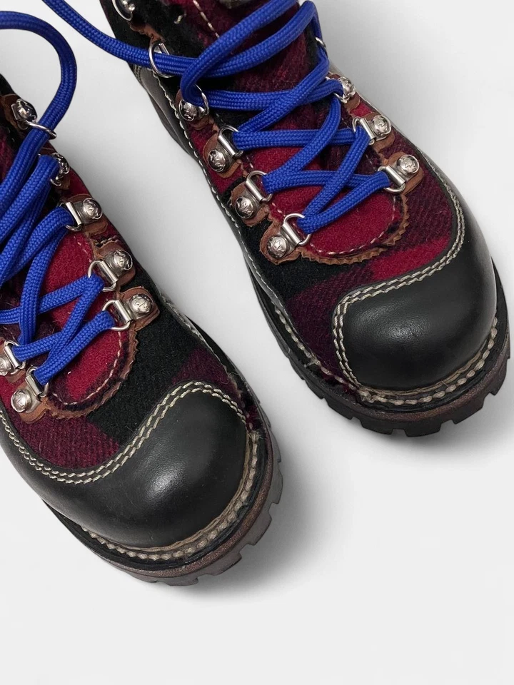 Hermosas botas resistentes de Dsquared2 US 6/ UK 4/ EU 37 Foto 3 de 4