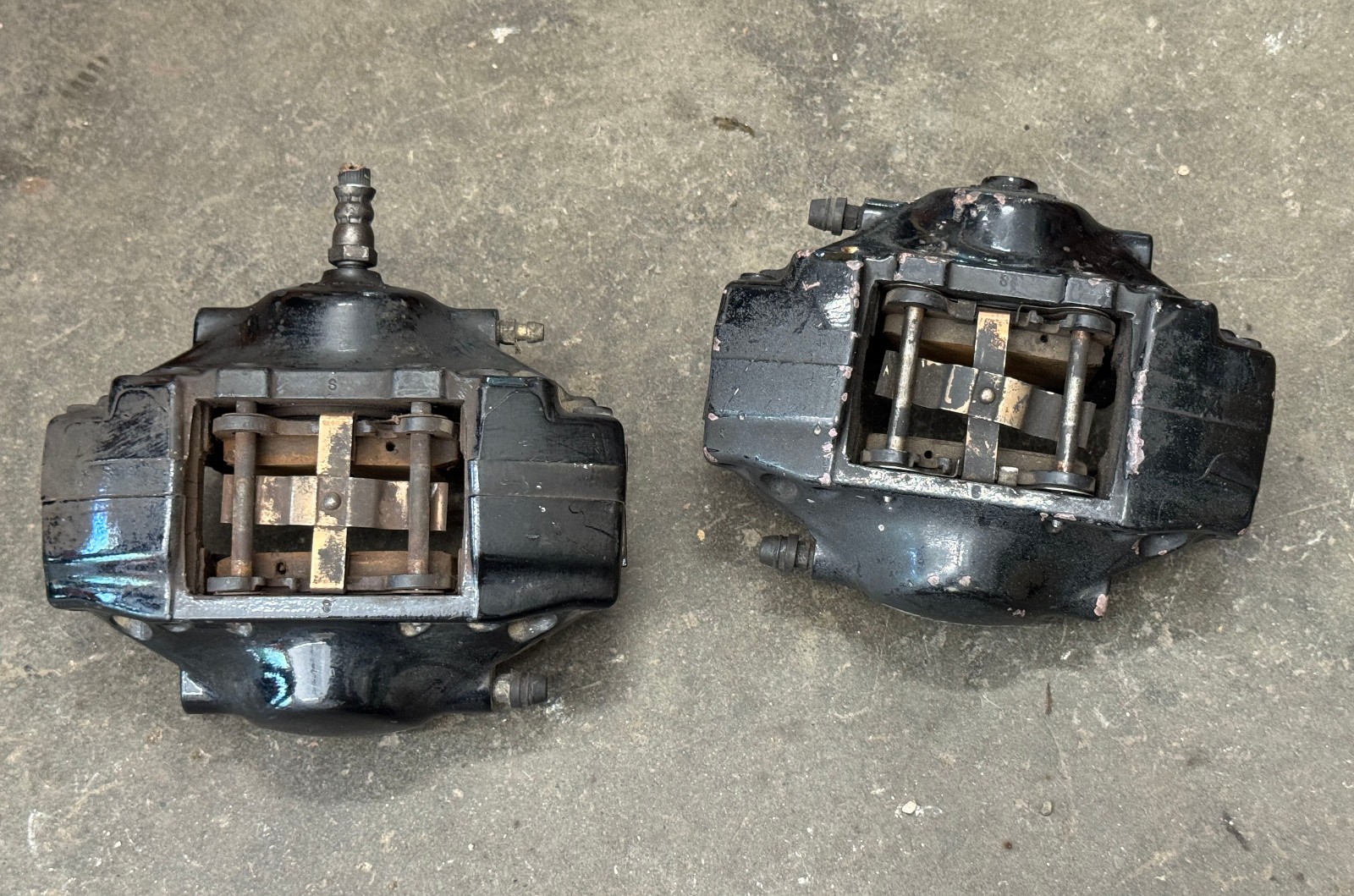 PAIR Maserati Quattroporte Rear Brembo Brake Caliper 2pot calipers