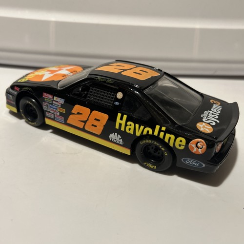 1992 Ernie Irvan #28 Texaco Havoline Ford 1:24 Diecast NASCAR Racing Champions - Picture 2 of 14