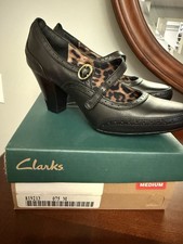 New In Box Clark’s Black Shoes Size 7.5
