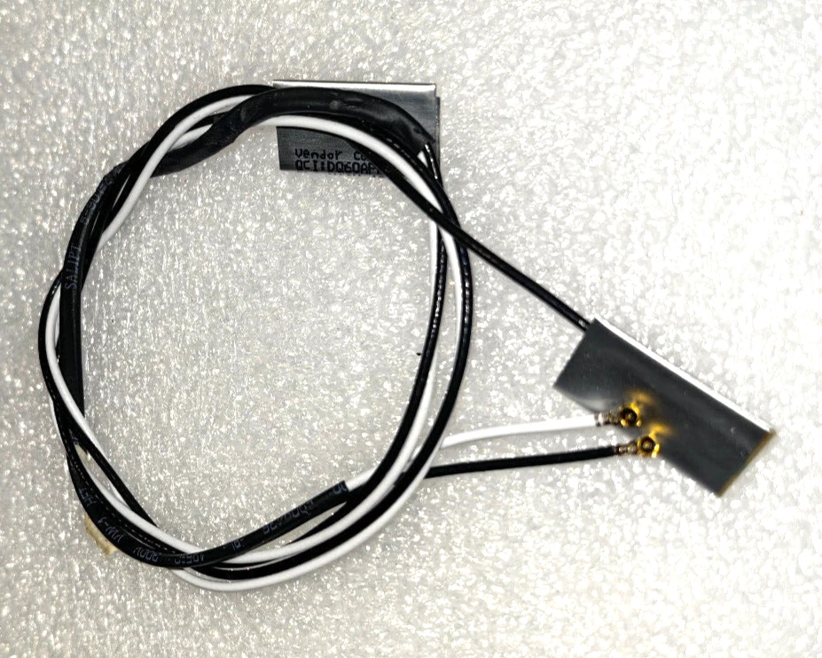 Antenne Cable Nappe Wifi Wireless pour Toshiba Satellite L50-B - Photo 1/1