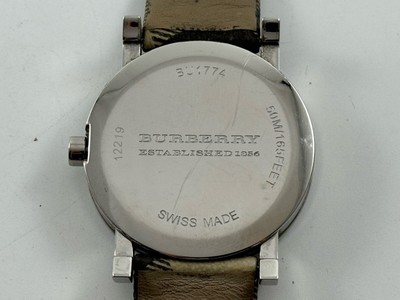 Burberry Quartz Unisex Watch BU1774 Multicolor Brown Plaid  display picture 3