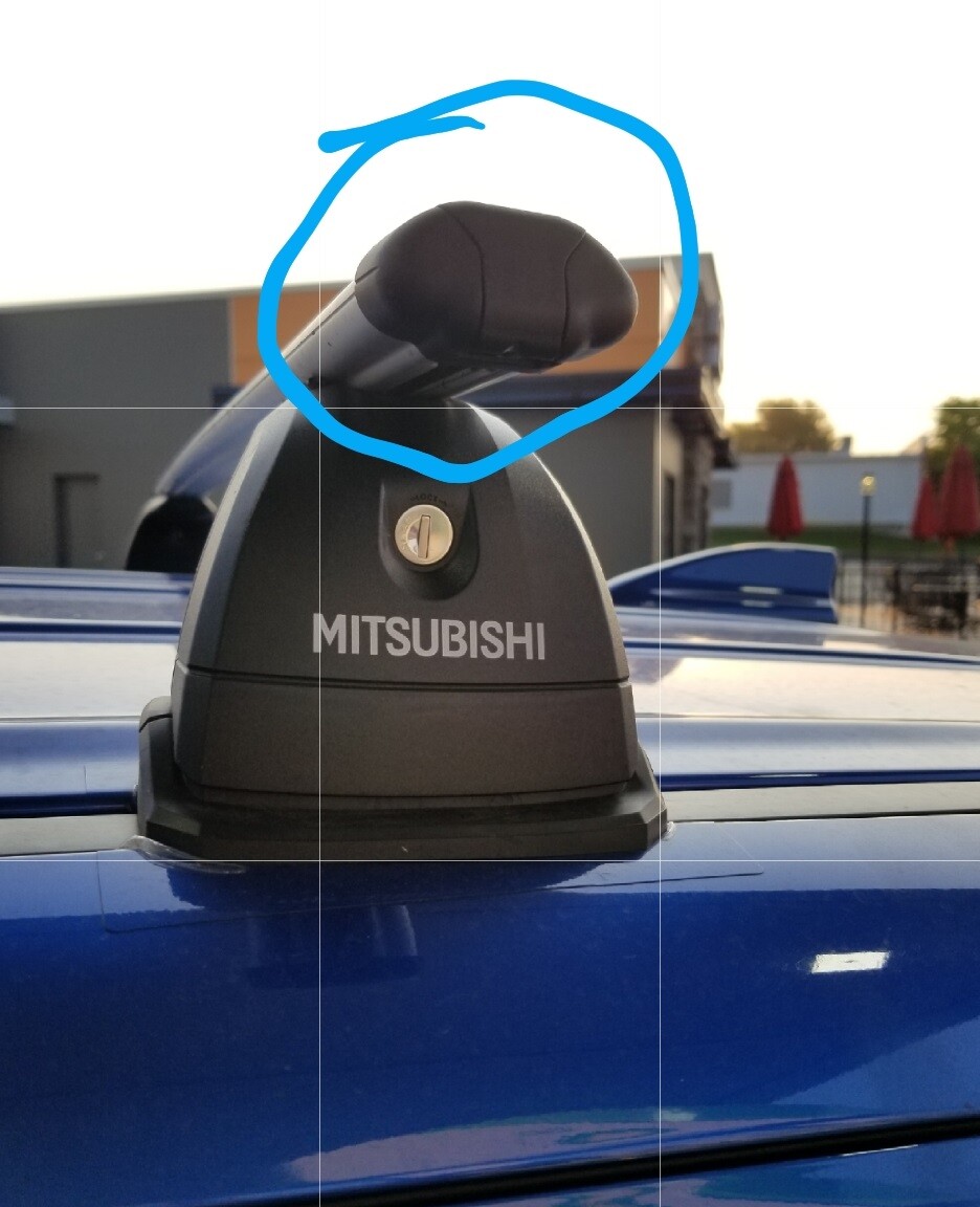 Genuine Mitsubishi OE END CAP Roof Rack Crossbar For Outlander