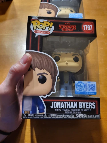 Funko Pop Jonathan Byers Flashlight # 1797 Stranger Things Season 5 TARGET READ