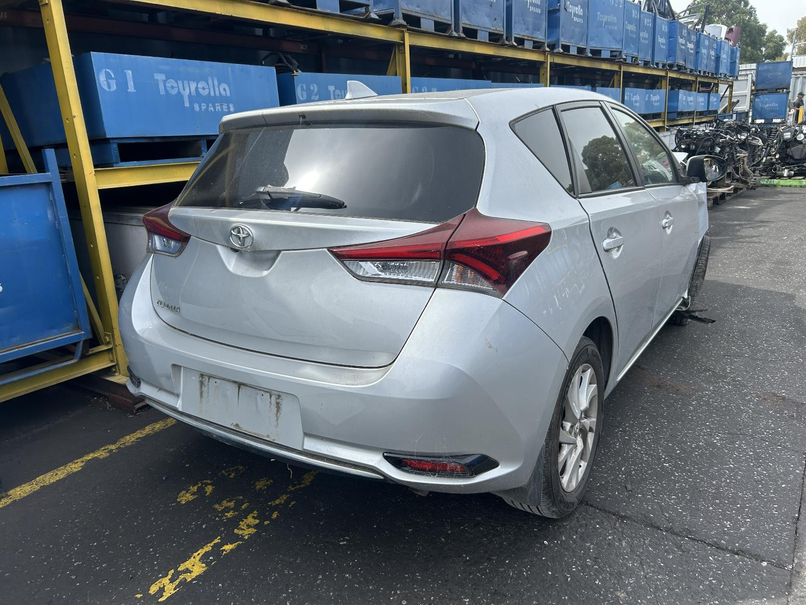 2016 Toyota Corolla Right Rear Window Switch ZRE182 08/2012-06/2018 image 3