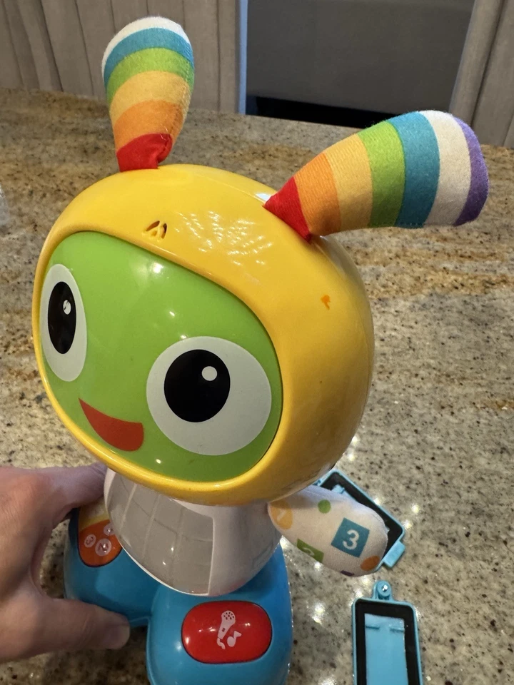 Fisher Price Bright Beats Dance and Move BeatBo Dancing Robot Desarrollo Niños Foto 3 de 4