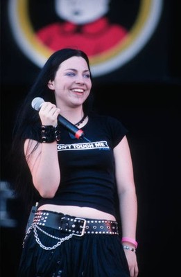 Evanescence Amy Lee Pinkpop Festival Landgraaf Holland 9th June 2003 Old Photo 8