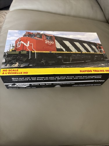 Rapido 33504 HO MLW M420 Diesellok CN #2557 MR-20b Stripes DC-SILENT | Zustand: New
