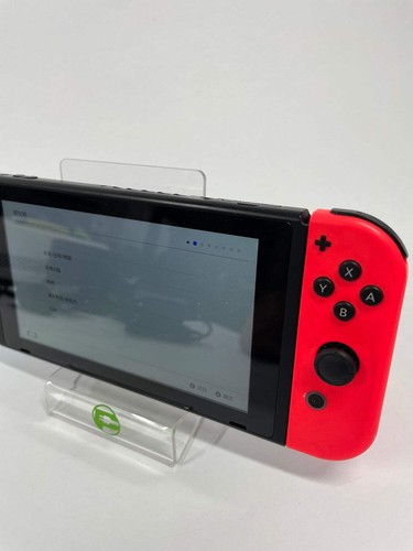 Console videogioco Nintendo Switch v1 HAC-001 con custodia e accessori Pokemon - Foto 3 di 17