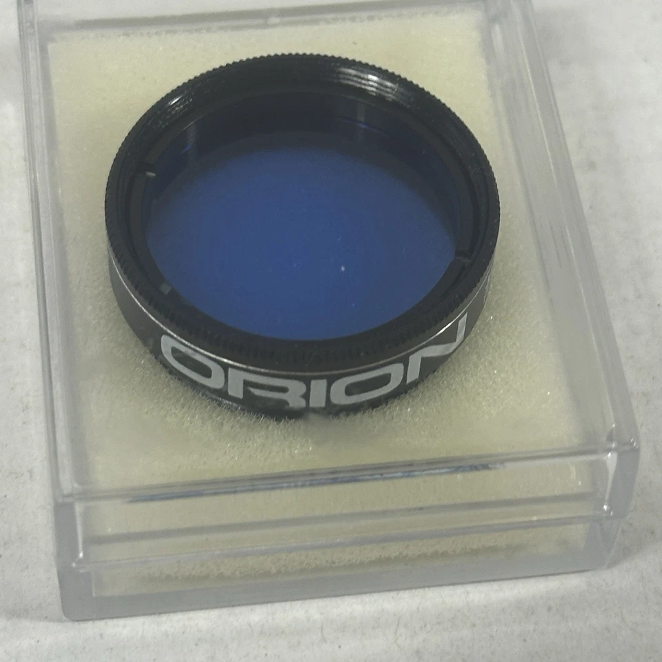 Фильтр телескопический Orion #80A синий 1,25 дюйма - планетарный контраст - с чехлом - Изображение 2 из 3