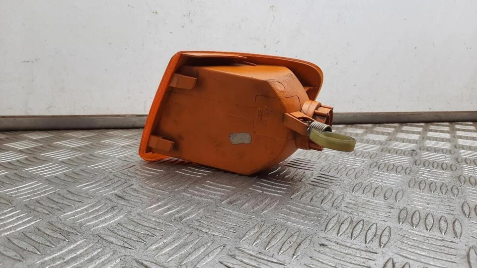 Ford Escort 1991 luz indicadora de conductor derecho Foto 4 de 4