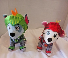 Lote de 2 Caballeros de Rescate Paw Patrol Verde Rojo Rocoso Marshall 8" Peluche