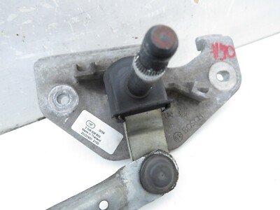 2023 ISUZU D-MAX DL40 FRONT WINDSCREEN WIPER MOTOR & LINKAGE