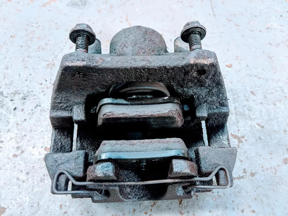 VOLVO XC90 OSR DRIVER SIDE REAR BRAKE CALIPER 30639524 | eBay