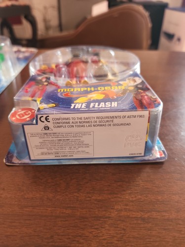 The Flash Morph-Gear 2 in 1 Justice League DC Comics 4 Inch Figure Ships Today - Picture 6 of 6