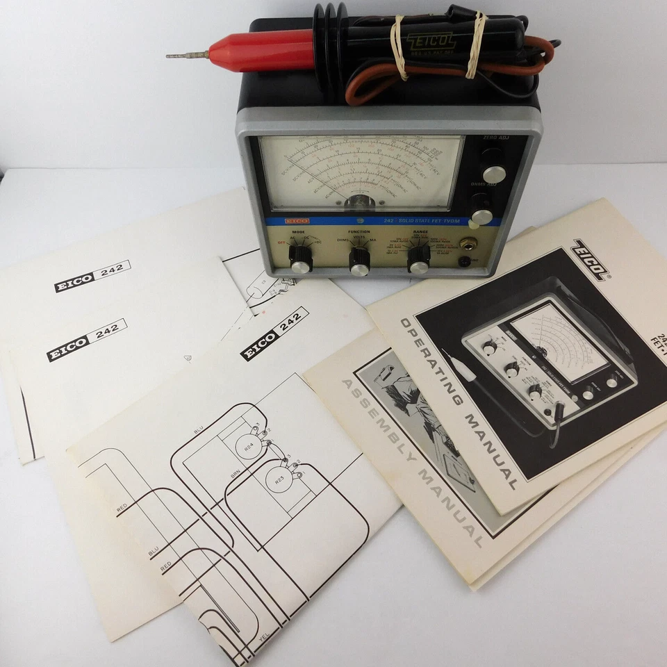 Antigo medidor de loja analógico EICO 242 SOLID STATE FET TVOM e manuais de operação/montagem - Imagem 2 de 4