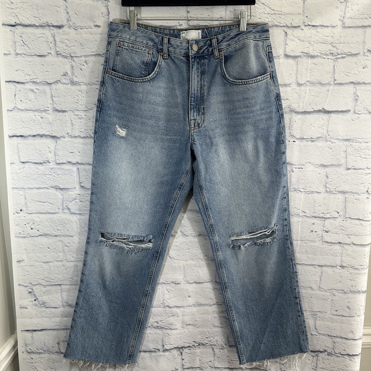 Asos Design Women’s LightWash Distressed Raw Hem Denim Jeans Sz 33x30 Blue