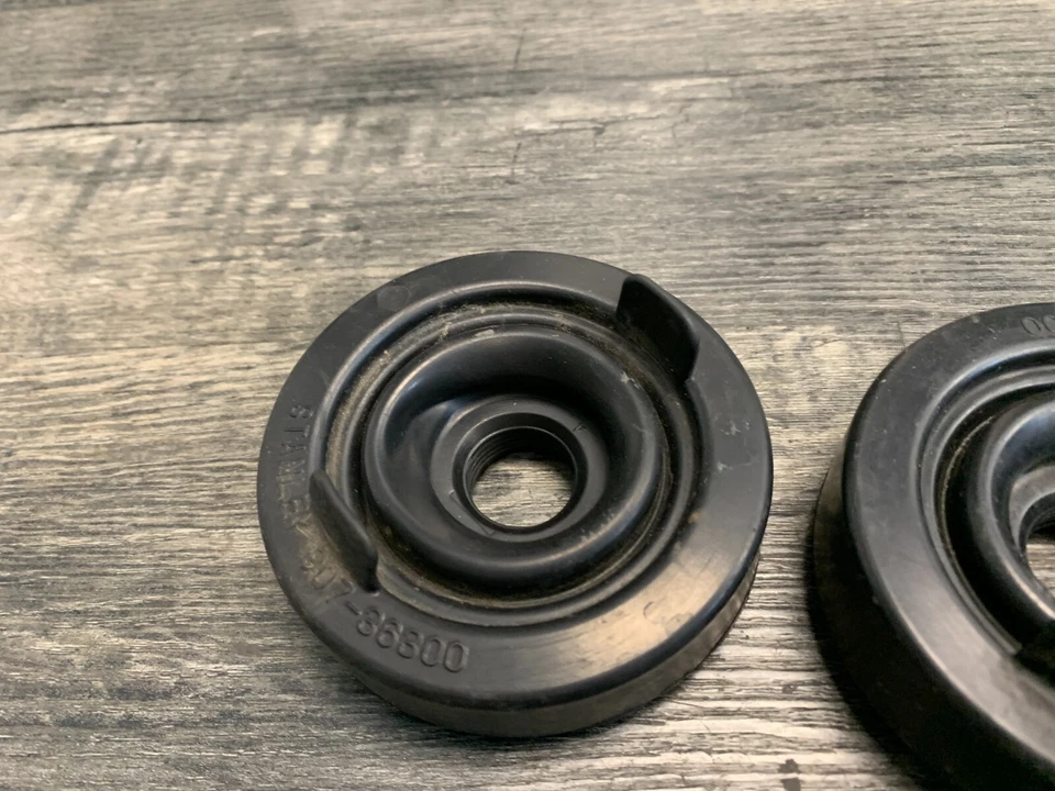 CBR1100XX CBR929 RVT1000R VTR1000 Honda OEM Faros Bombilla Goma Cubiertas Tapas Foto 3 de 4