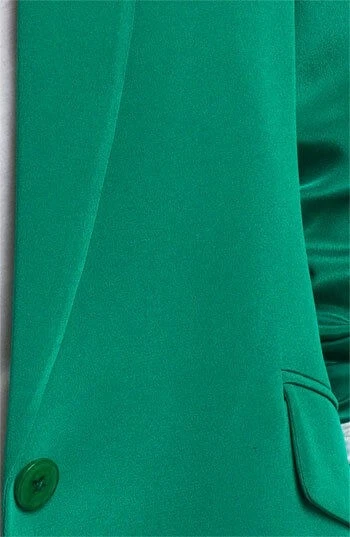 Jaqueta Blazer Truth and Pride Feminina Gola Xale de Seda Verde Tamanho X-Pequeno - Imagem 3 de 3