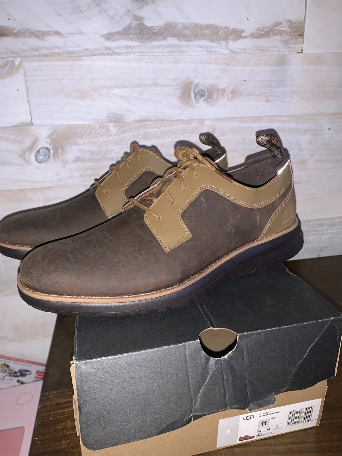 SCARPE OXFORDS SNEAKERS STRINGATE UGG UNION DERBY impermeabili nuove con scatola rovere taglia USA 11