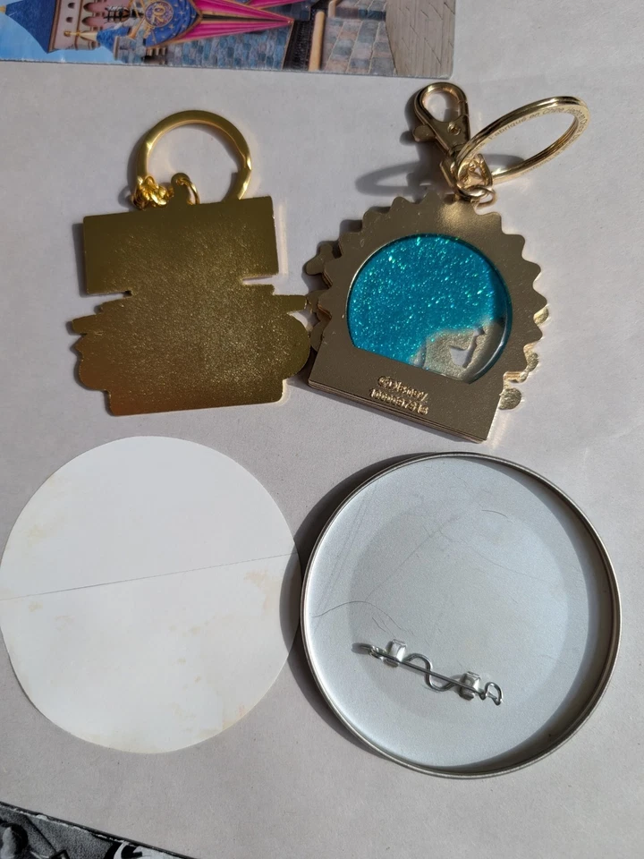 Disneyland Resort 70 Aniversario Botón, Pegatina, DCA, Mapa DL, ¡LLAVEROS! Foto 3 de 4