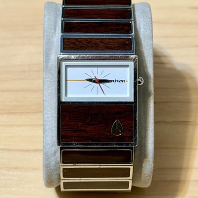 ニクソン　ロトログ　THE CHALET セット　Nixon Nixon The Chalet “Max and Relax” Analog Dark Wood Grain Women's