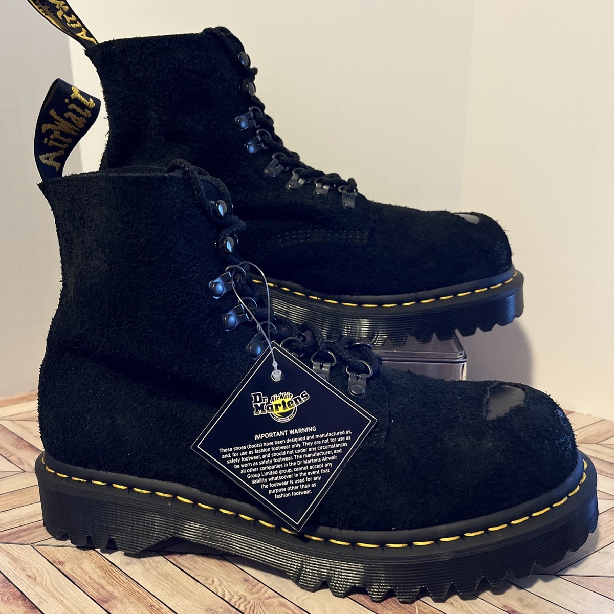 Dr Martens 1460 Pascal ST Hairy Suede Black M 9 W 10 Boots  display picture 2
