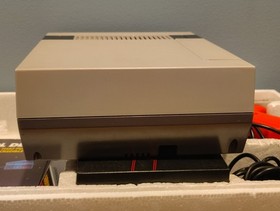 Nintendo NES Action Set Console Console Set Completo CIB OEM Ottime Condizioni C Foto