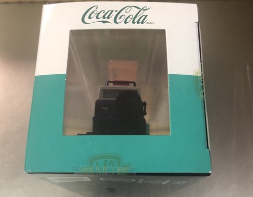 M2 MACHINES (CHASE) 1969 FORD F-100 RANGER 4x4 & 1966 FORD BRONCO COCA-COLA TW35 - Picture 5 of 8