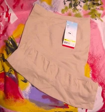 NEW ASSETS BY SPANX 1653 DEEP VERY BARE FOCUSED FIRMERS HIGH-WAIST HALF SLIP M