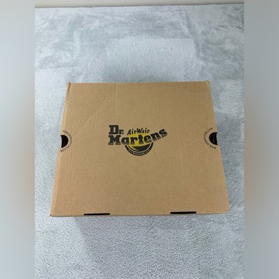 Dr Martens NWT 1490 Smooth Black Leather Mid Calf Boots 7 UK/41 EU/8 Men/9 Wmn