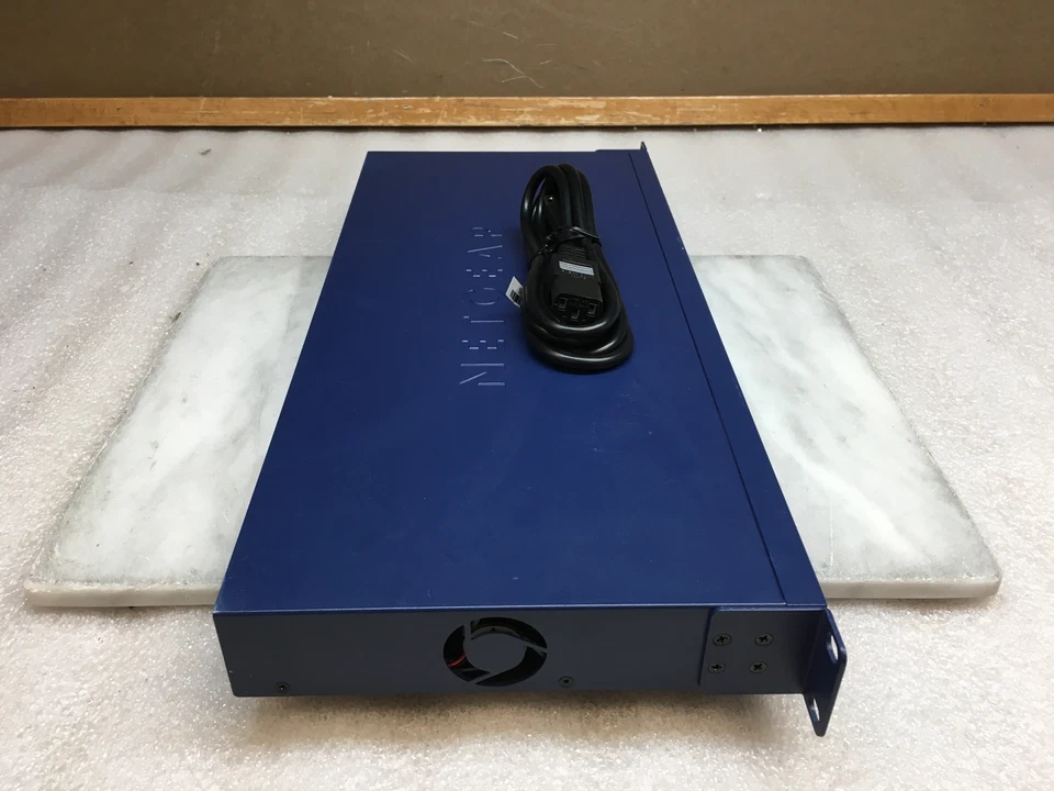 NetGear ProSafe FS726TP 24-Port Smart Switch with 2 Gigabit Ports + Rack Ears - Image 4 of 4