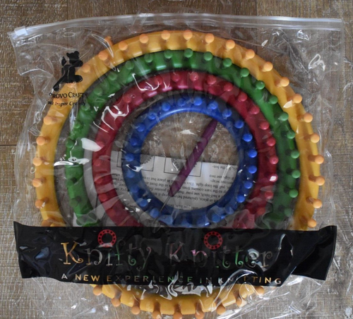 Original Provo Craft Knifty Knitter Round Loom Set of 4 Multi-colored New - Picture 2 of 6